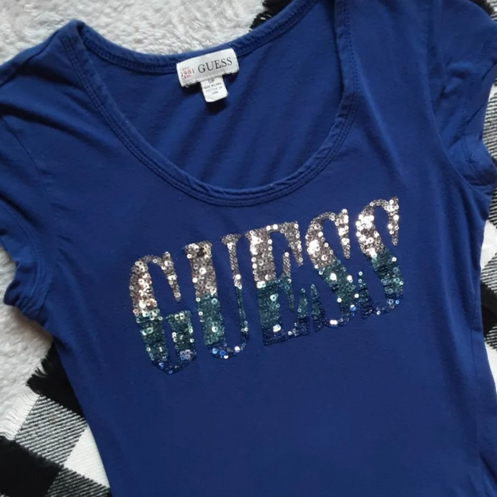 Blue Guess tee size S